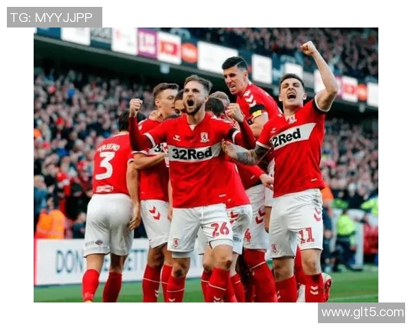 赫尔城与博尔顿激战正酣比分悬念引发球迷热议